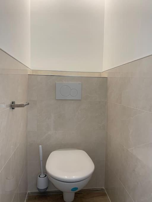 Ferienwohnung Paris Buttes Chaumont - Free Parking Exterior foto